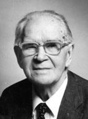 100 лет Новикова.jpg